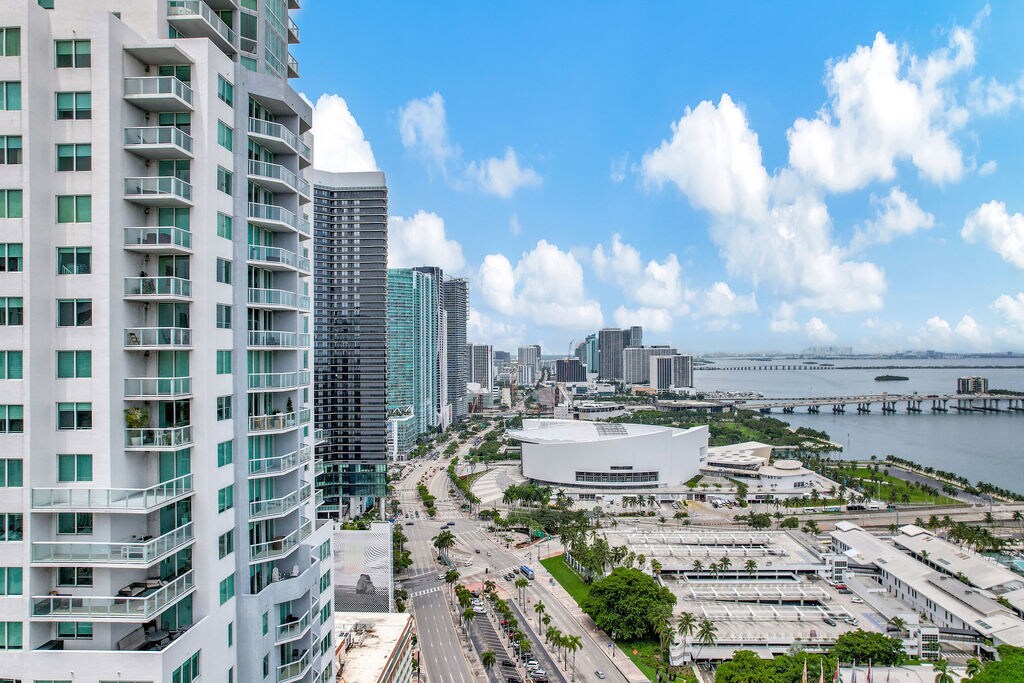 Building Photo - 244 Biscayne Blvd
