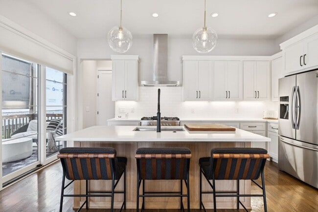 Building Photo - Experience elevated living in this beautifully crafted brick residence located in the heart of Ed...