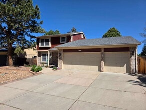 Building Photo - Single-Family Home in Near-Perfect Condition | 3-Car Garage | Covered Patio | Large Unfinished Ba...