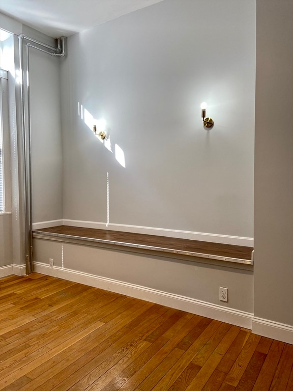 Building Photo - 83 W Cedar St