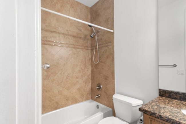 Building Photo - 9661 Cobblestone Creek Dr