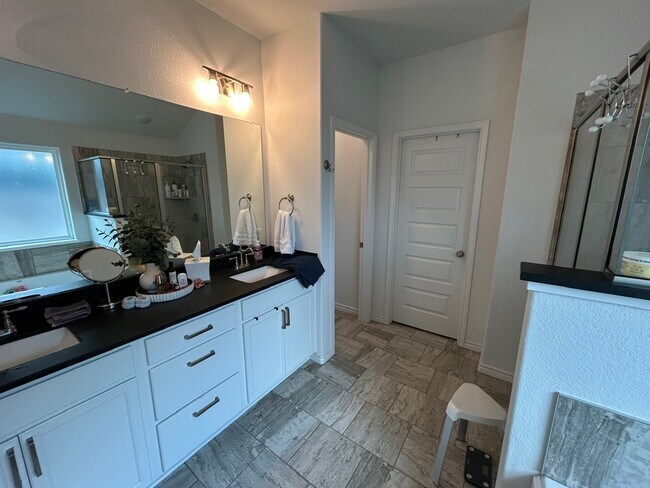 Building Photo - 3169 Normandy Way