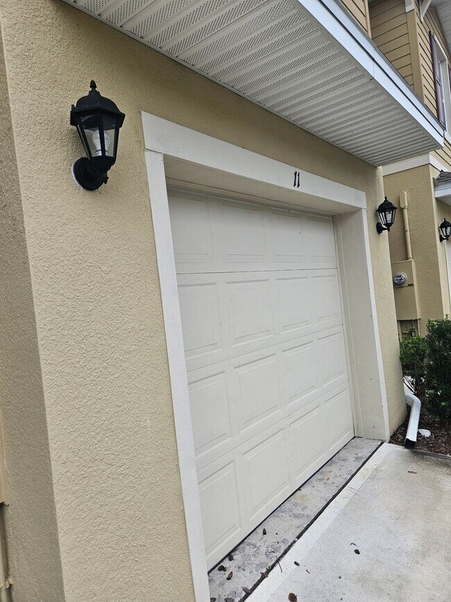 Building Photo - 3 bedroom 2.5 Bath home in Port Orange FL