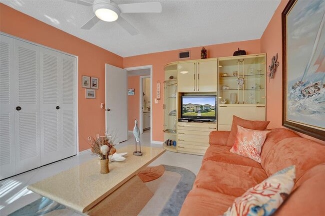 Building Photo - 5121 Lakefront Blvd