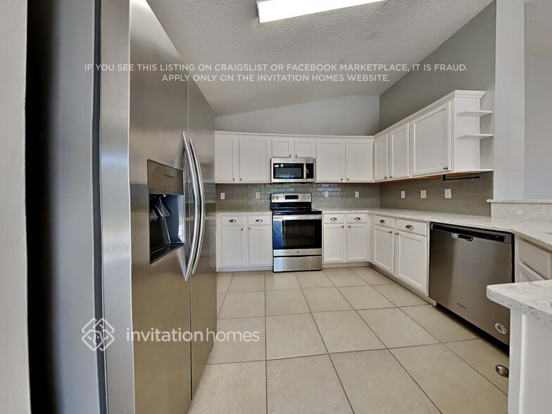Building Photo - 650 MacKenzie Cir