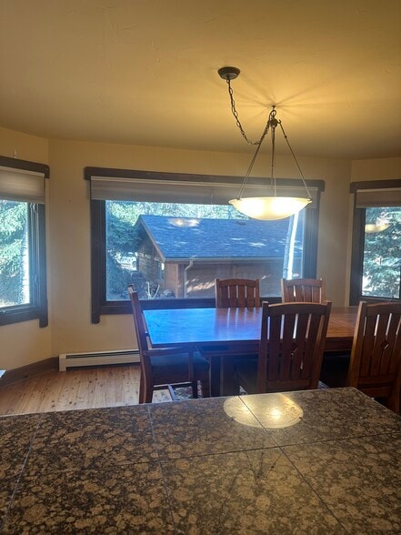 Building Photo - 4098 Timbervale Dr