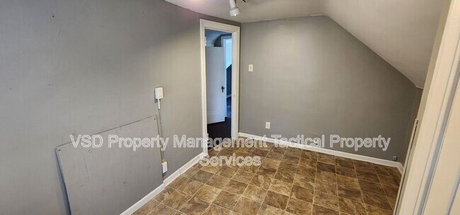 Building Photo - 14717 Milverton Rd