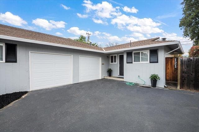 Building Photo - 119 Verde Ct