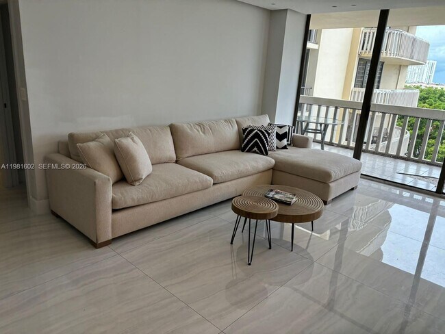 Building Photo - 19355 Turnberry Way