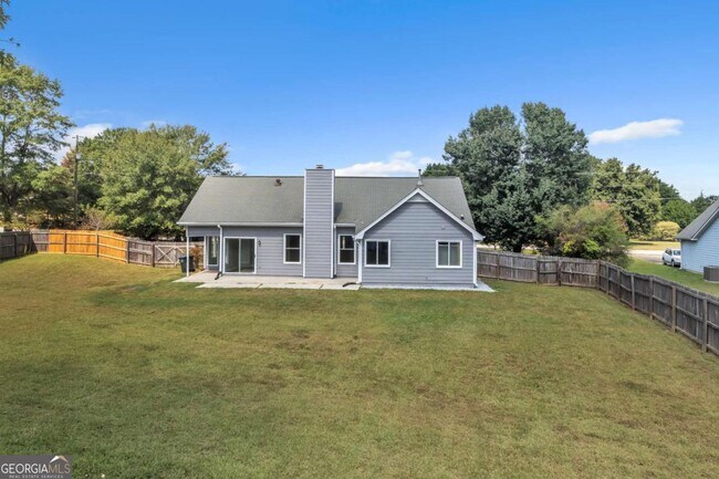 Building Photo - 250 Meadow View Dr