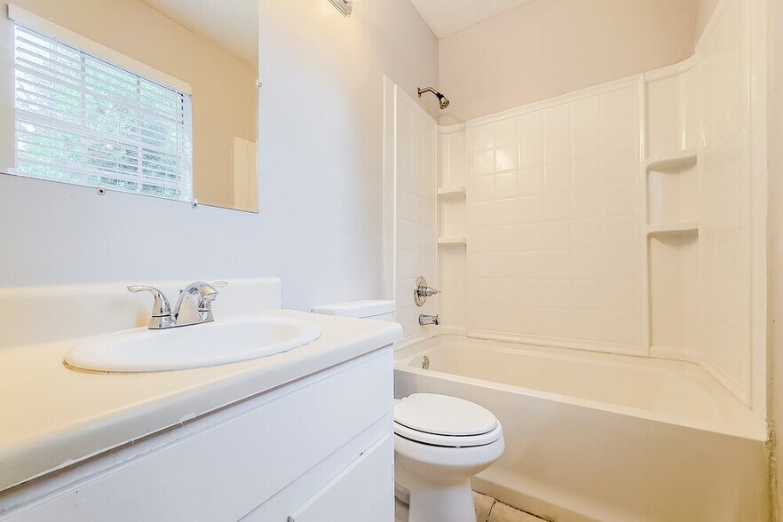 Building Photo - 4952 Millstone Walk