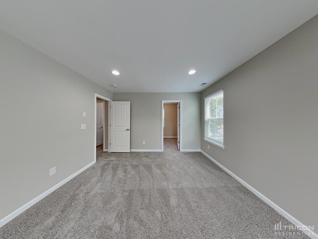 Building Photo - 332 Parmley Ln