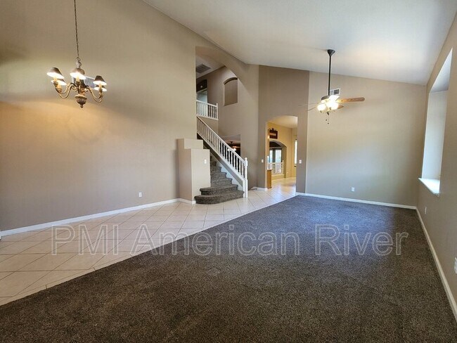 Building Photo - 998 Bay Shore Dr