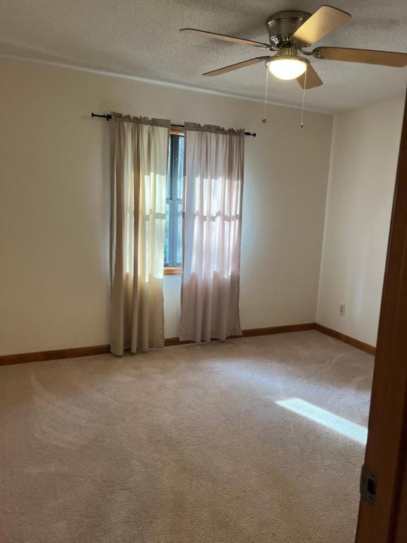 Building Photo - 3 Bayberry Cir