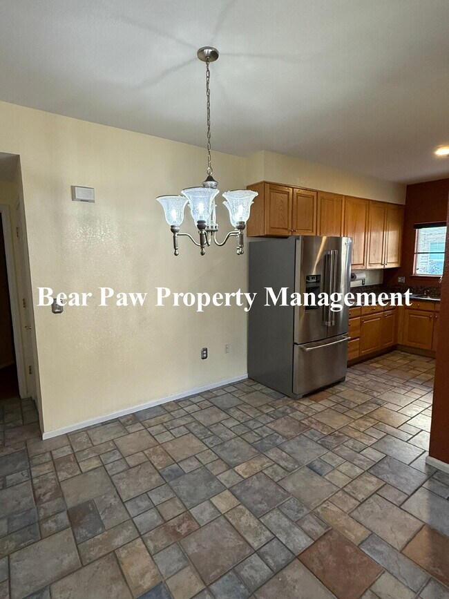 Building Photo - GREAT Price on this Spacious 2-Bed, 2-Bath Condo Retreat"