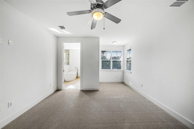 Building Photo - 7808 Ryans Way