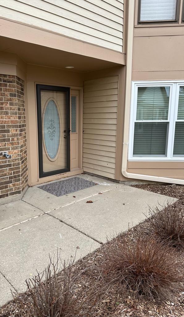 Building Photo - 17 Willow Pkwy