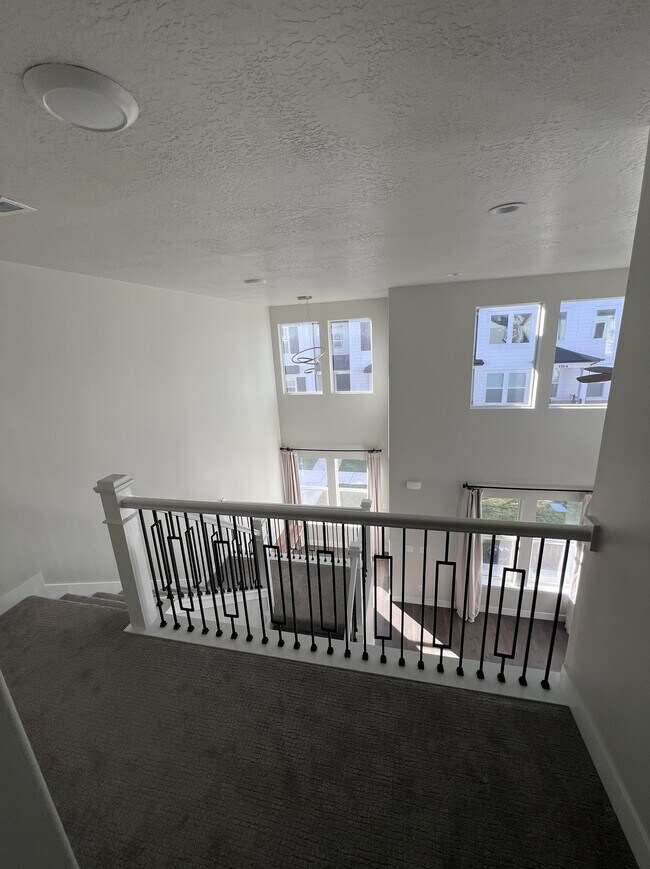 Building Photo - 1359 North St