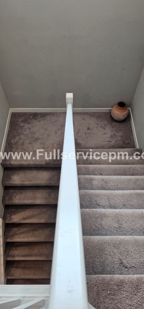 Building Photo - Newer Incredible home with all the amenities!