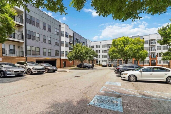 Primary Photo - 898 Oak St SW