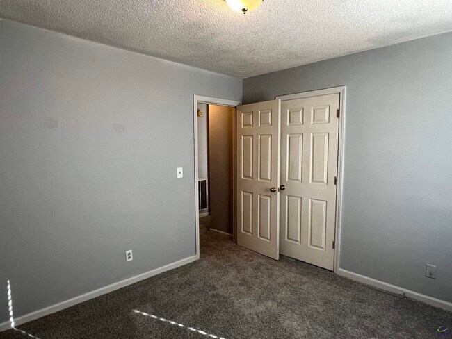 Building Photo - 2268 Unaliyi Trail