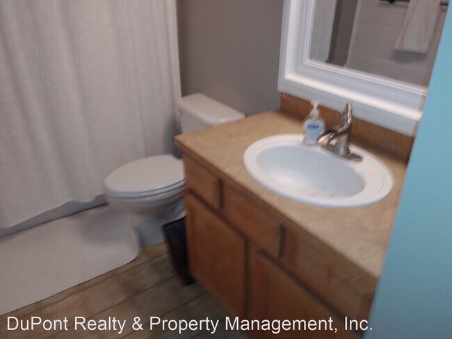 Building Photo - 3 br, 2.5 bath House - 1222 Evans Ct