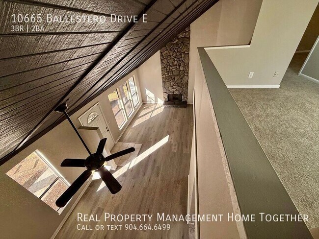 Building Photo - 10665 Ballestero Dr E