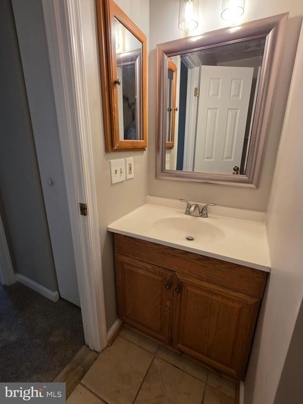 Building Photo - 4281 Sleepy Lake Dr