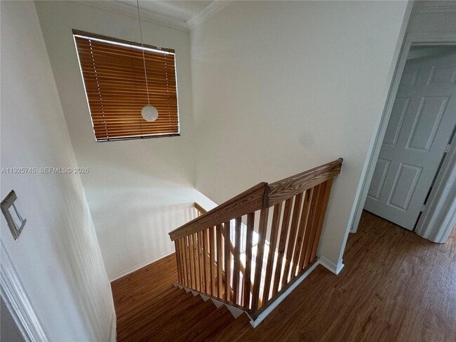 Building Photo - 6015 NW 116 Pl