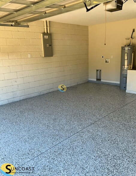 Building Photo - 9623 Bahia Rd