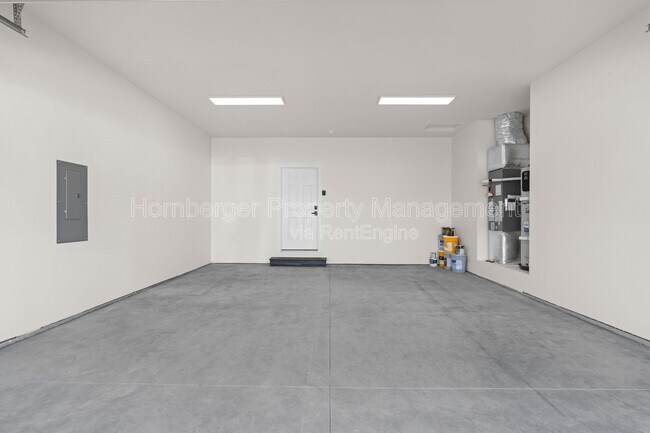 Building Photo - 222 N Sargent Rd