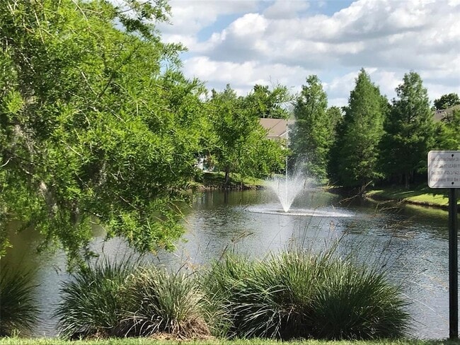 Building Photo - 629 Pinebranch Cir