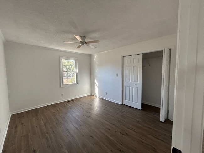 Building Photo - 59 Cricket Ln