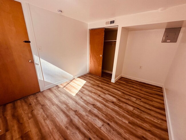 Building Photo - Charming 1-Bedroom in South Seattle