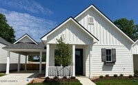 Building Photo - 106 Satsuma Dr