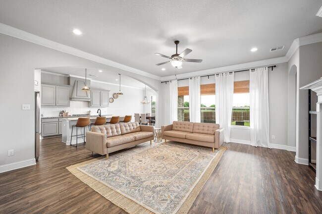 Building Photo - 1074 Waverly Dr