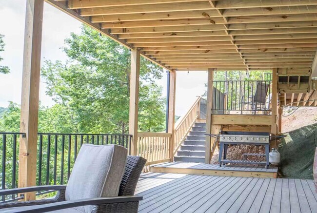 Building Photo - 10573 Jasper Ln