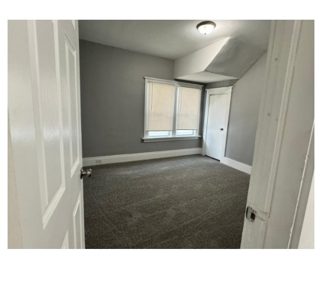 Building Photo - 3027 Northwestern St