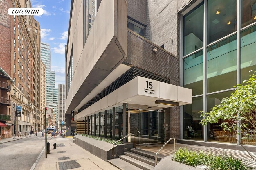 Building Photo - 15 William St