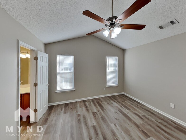 Building Photo - 4505 Capstone Dr