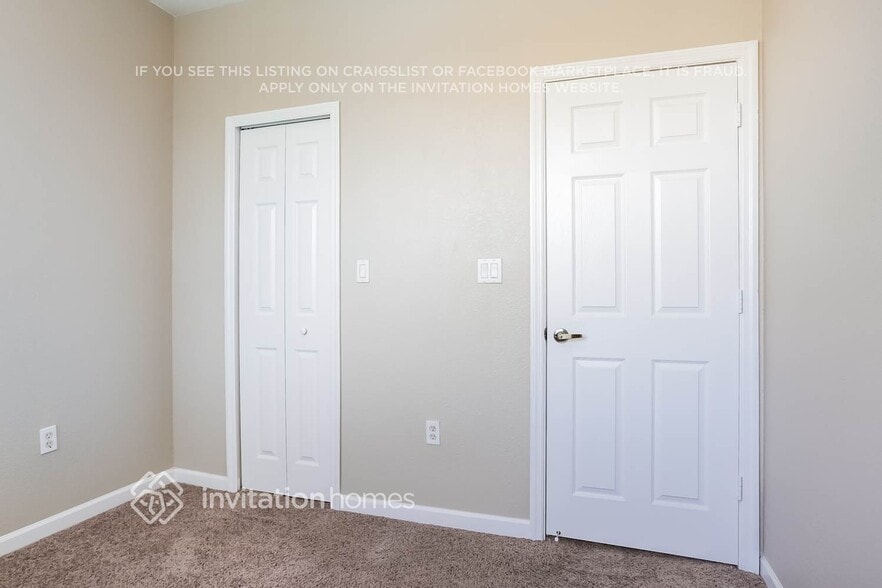 Building Photo - 10903 NW 83rd St