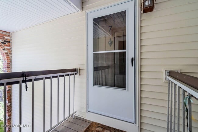 Building Photo - 18-7 Augusta Ct