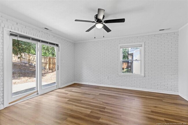Building Photo - 2710 Fordham Dr