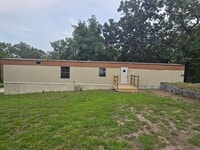 Building Photo - 20891 Hampton Dr
