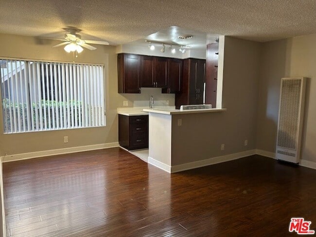 Building Photo - 12766 Pacific Ave