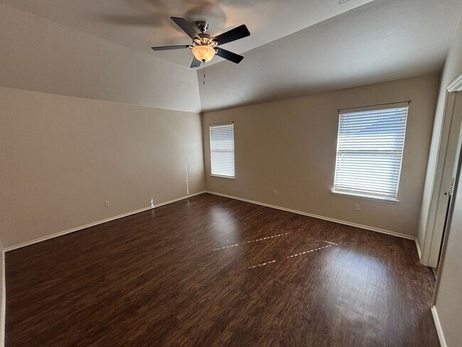 Building Photo - Wonderful 3 Bed 2 Bath in Choctaw