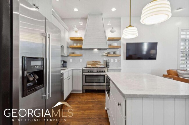 Building Photo - 9212 Selborne Ln