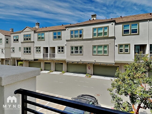 Building Photo - 1502 Cherry Cir