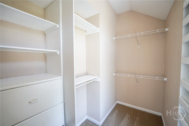 Building Photo - 248 Silver Brook Cir