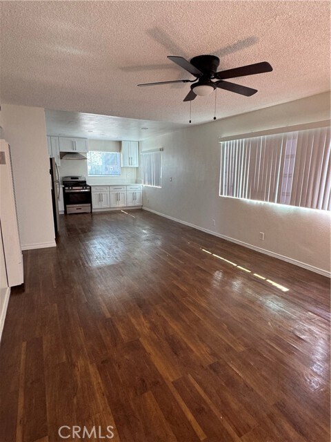 Building Photo - 7192 Cerritos Ave